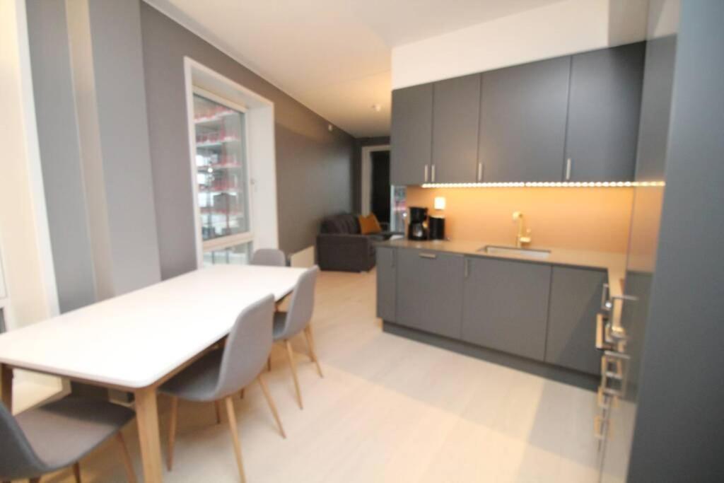 Nordic Host Apts - Opera House, Munch And Maaemo / 2Bd City Center Oslo Exteriör bild